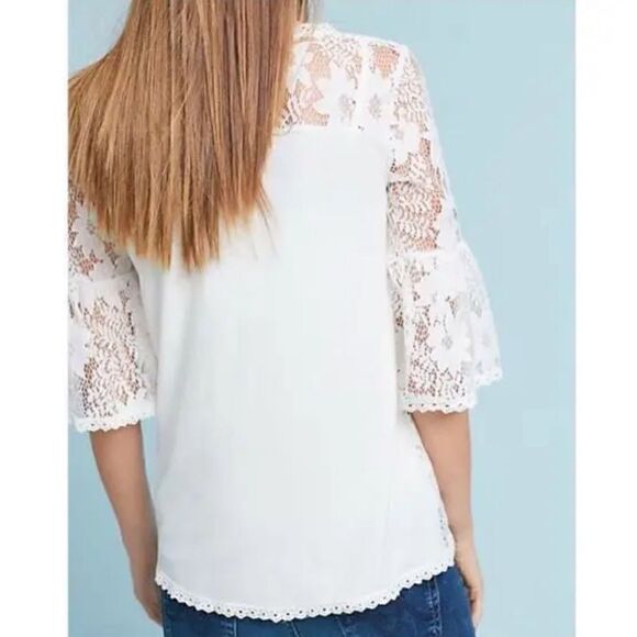NWT ANTHROPOLOGIE BLUE TASSEL Daisy Lace Top White Women’s Size Small - Picture 2 of 10